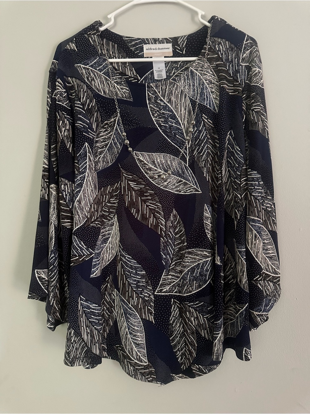 Alfred Dunner Navy and White Leaf-Print Tunic